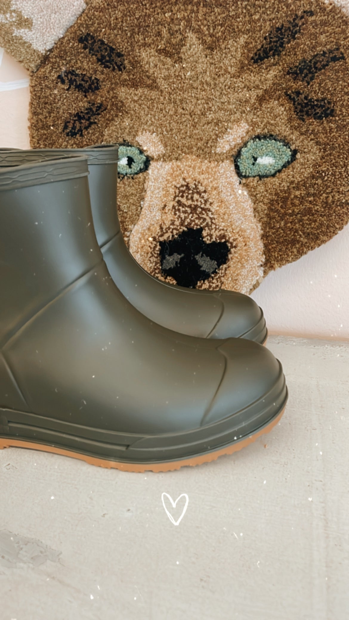 Boots green