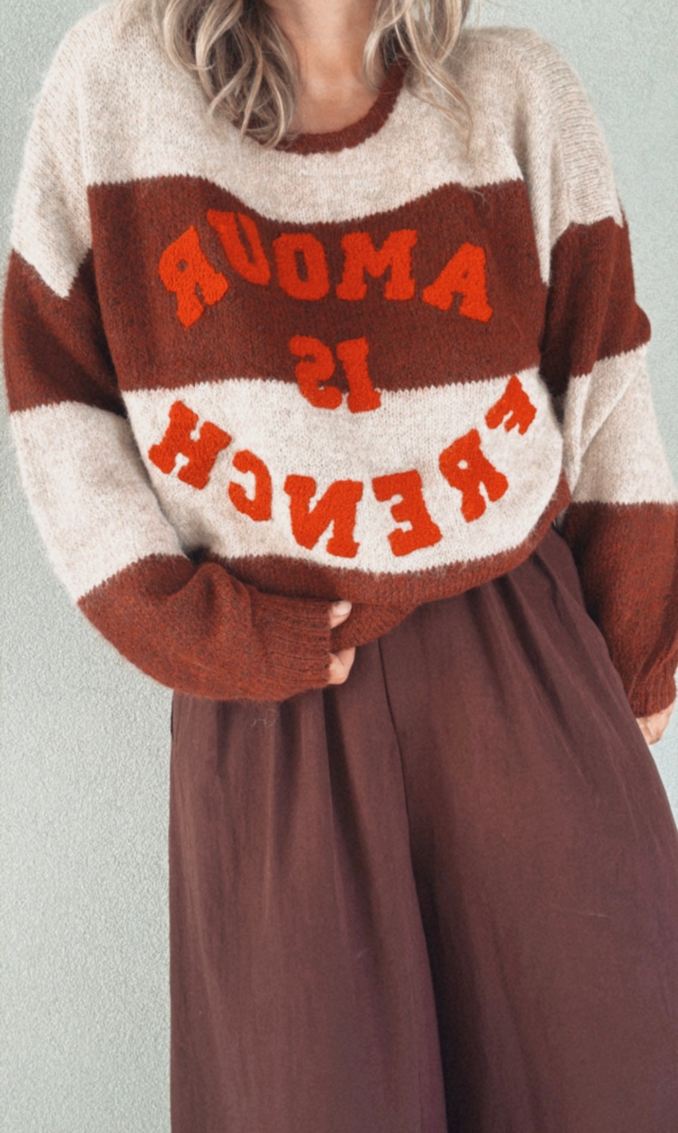 Maglione Amour is French burgundy