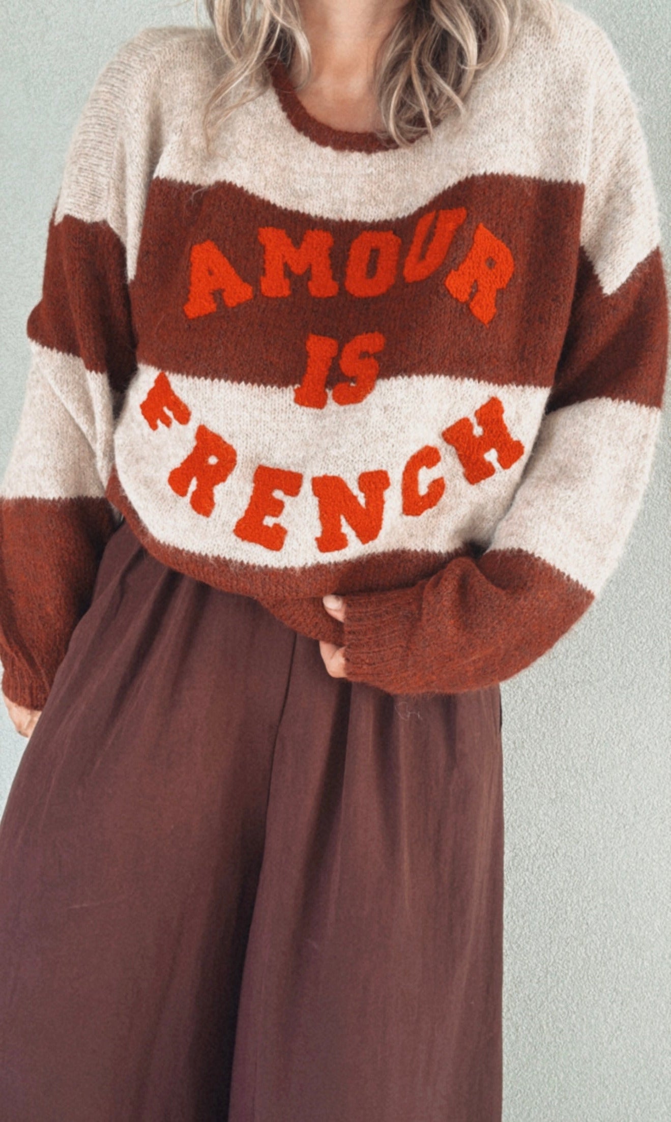 Maglione Amour is French burgundy