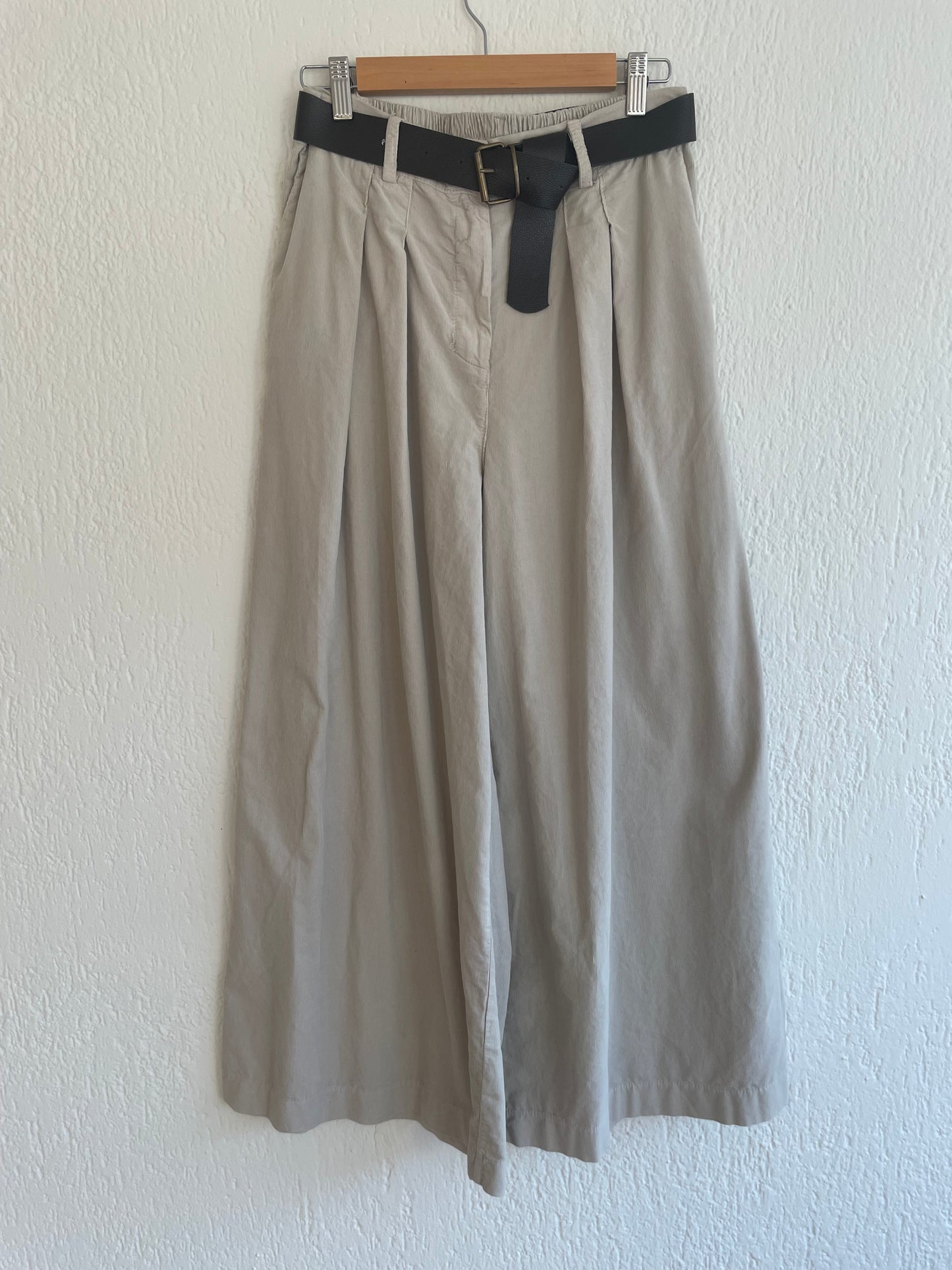 Pantalone Charlie gesso