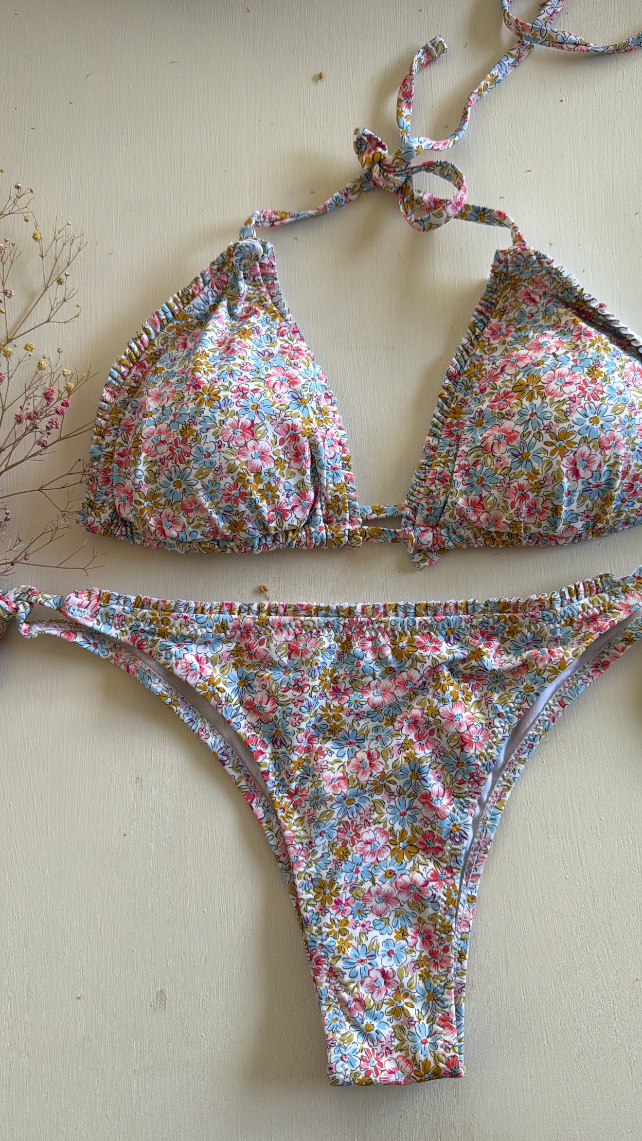 Bikini Saint-Tropez white flowers