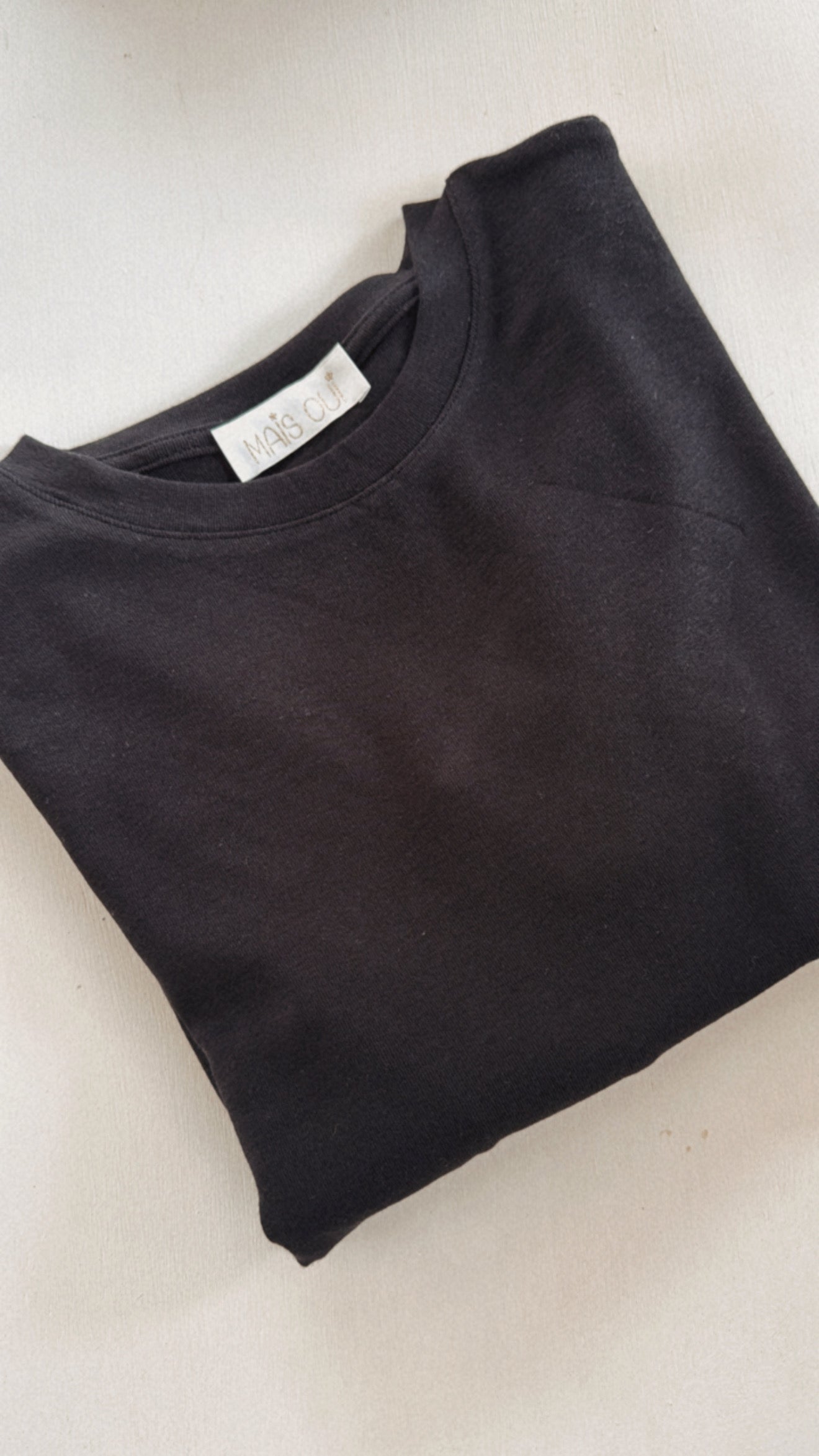 T-shirt Camilla black