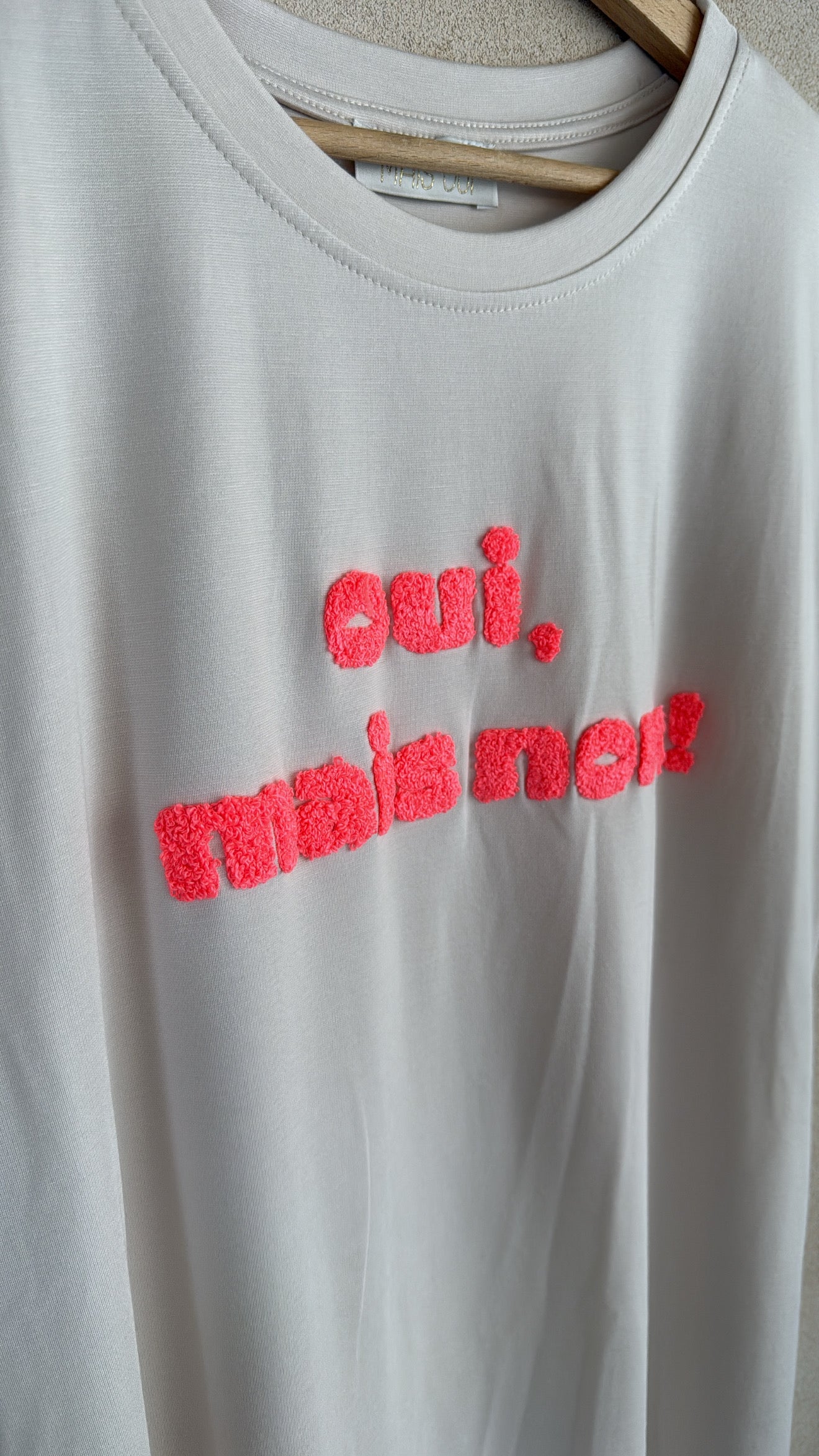 T-shirt OUI MAIS NON cipria