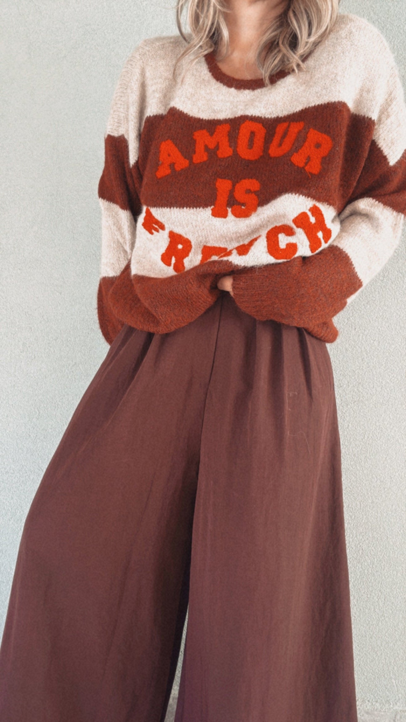 Maglione Amour is French burgundy