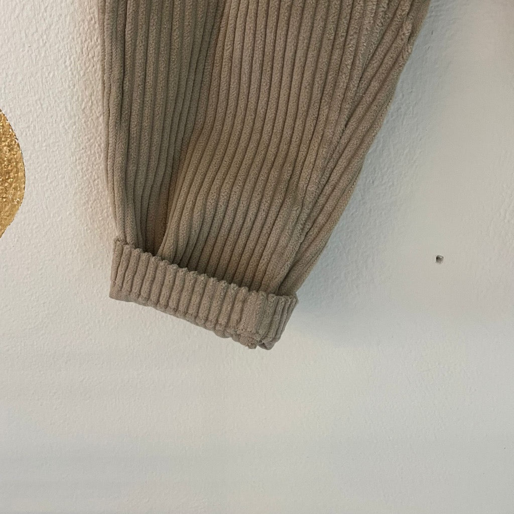 Pantalone in velluto beige