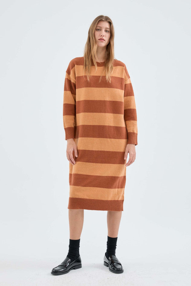 Vestito midi a maglia con stampa a righe marrone