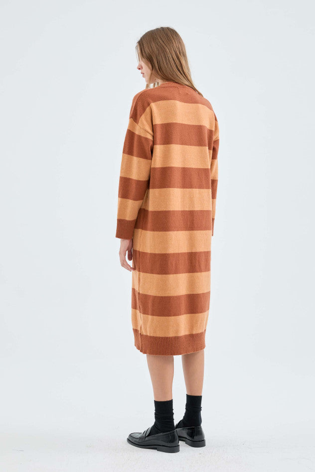 Vestito midi a maglia con stampa a righe marrone