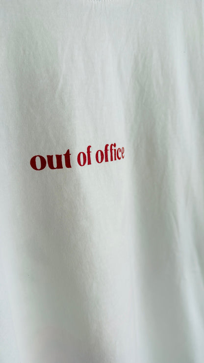 T-shirt OUT OF OFFICE