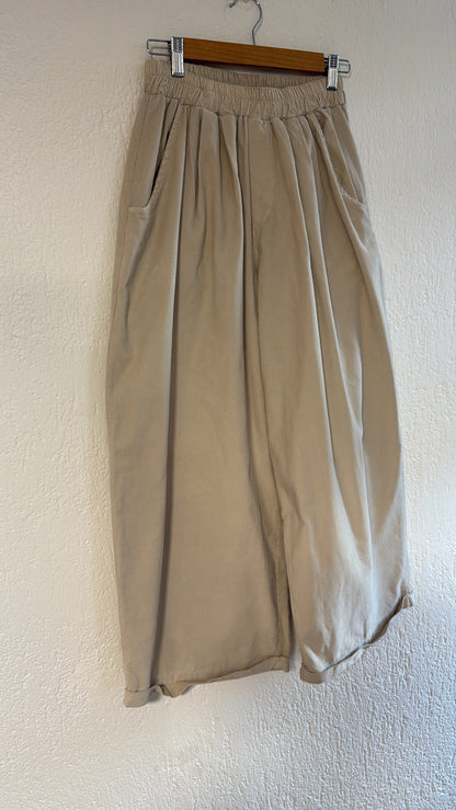 Pantalone Paride gesso