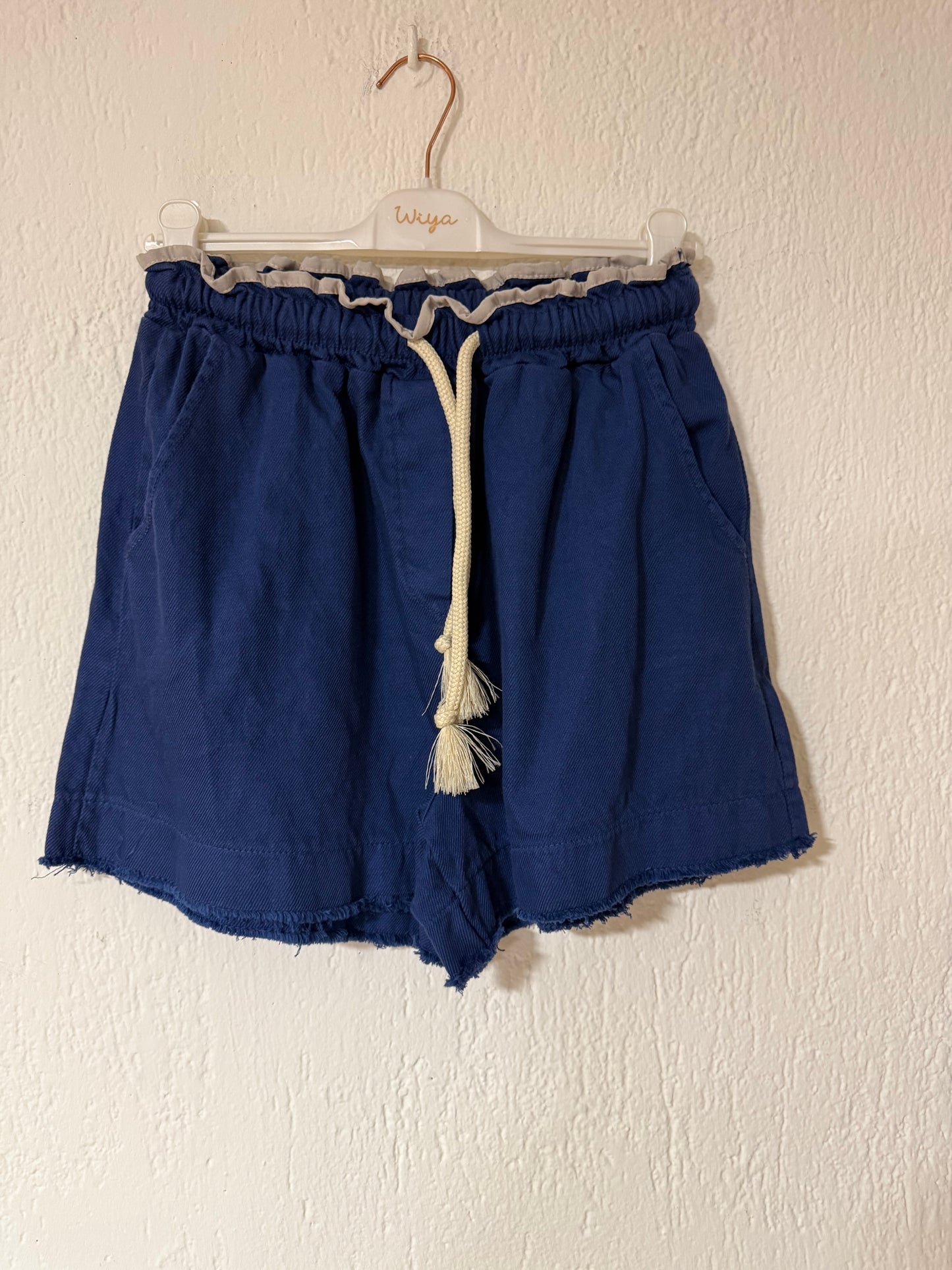 Short Kuma navy