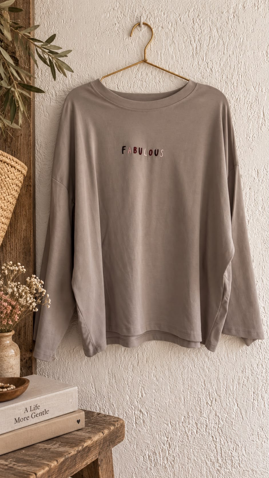 Tee Fabulous sand