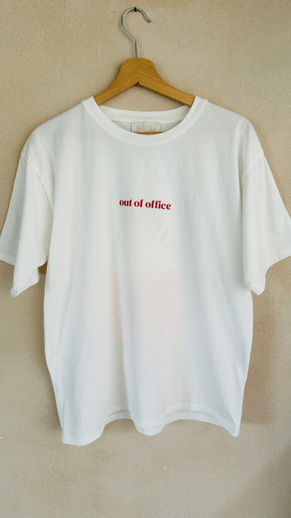 T-shirt OUT OF OFFICE