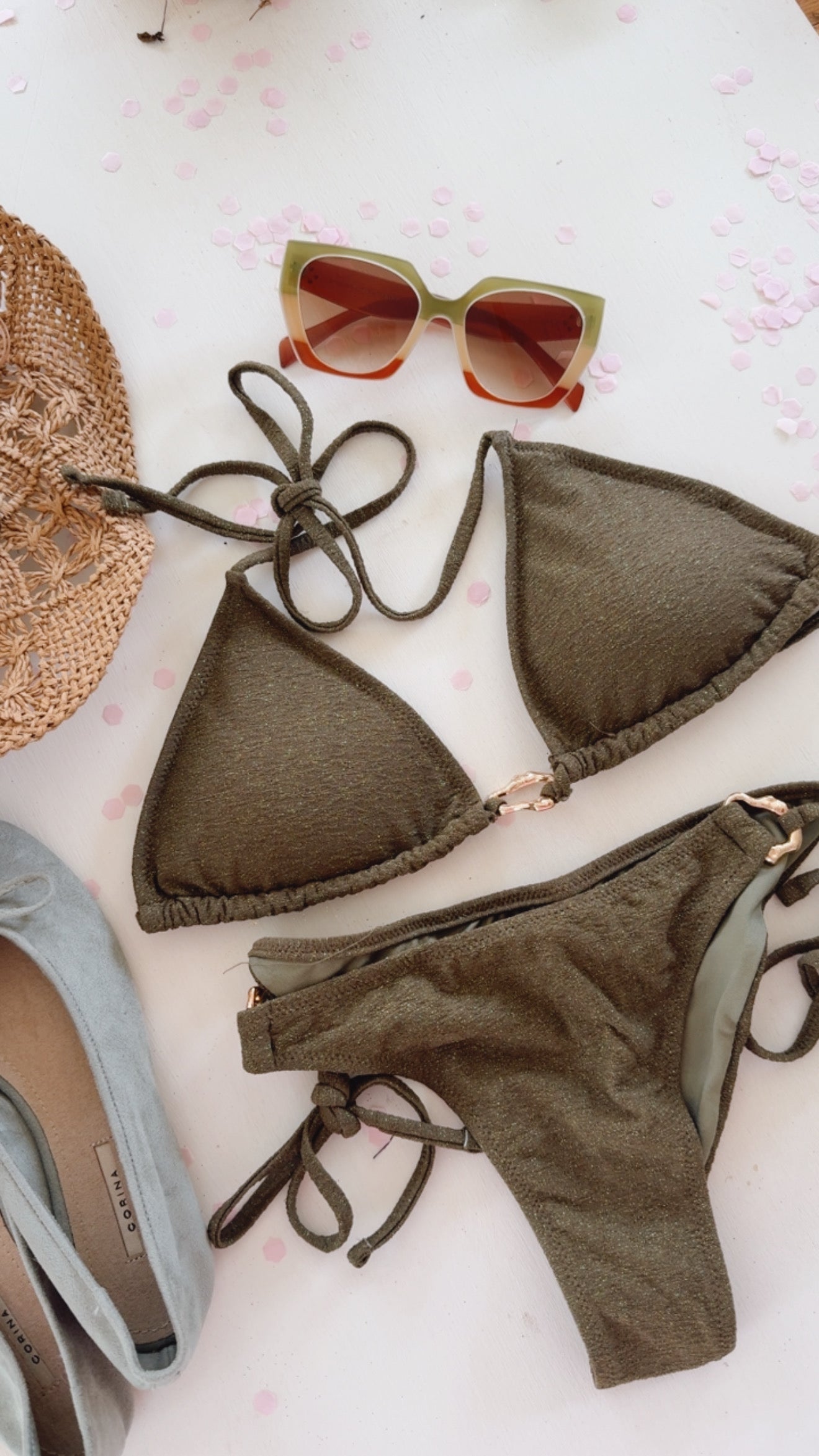 Bikini Brille military