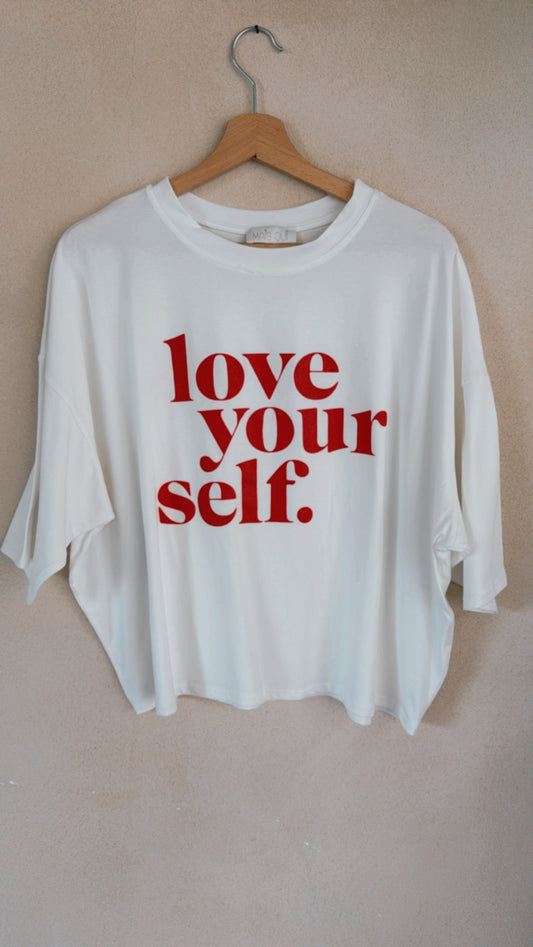 T-shirt Love Yourself red