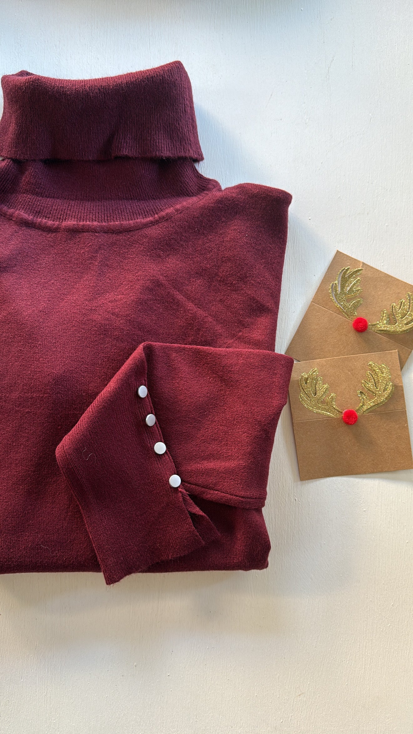 Dolcevita Delia burgundy