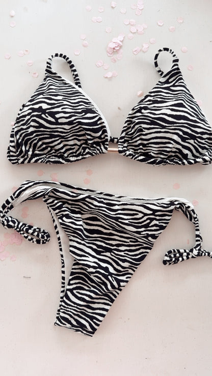 Bikini Jungle white