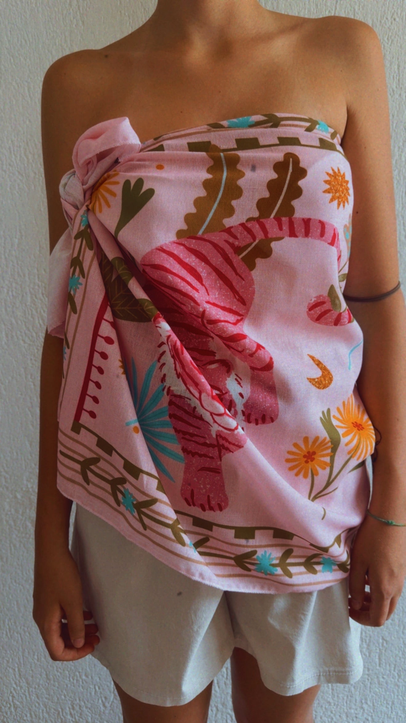 Top pareo Tiger