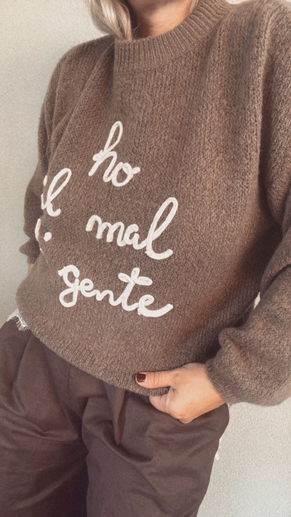 Maglia Ho il mal di gente dark taupe