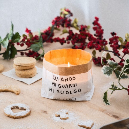Candela Pensieri Stropicciati: Quando Mi Guradi Mi Sciolgo – Vanilla & Milk